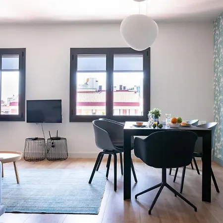 Appartamento Plum Guide - Berthelot Barcellona